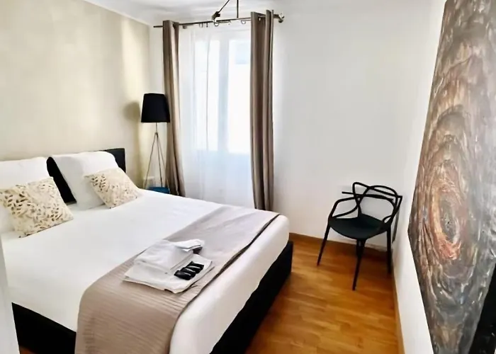 Apartment Effeil Tower Luxury Trocadero -2 Bedrooms