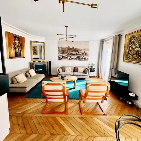 Apartament Effeil Tower Luxury Trocadero -2 Bedrooms Paryż
